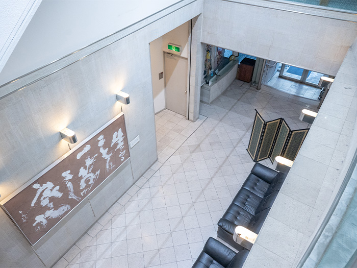 ウライ株式会社 ビル、エントランス